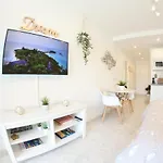 - New Central Studio Plata With Balcony טורמולינוס
