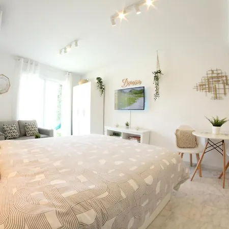 - New Central Studio Plata With Balcony *