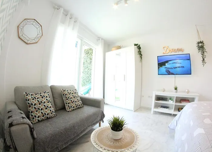 - New Central Studio Plata With Balcony * Torremolinos